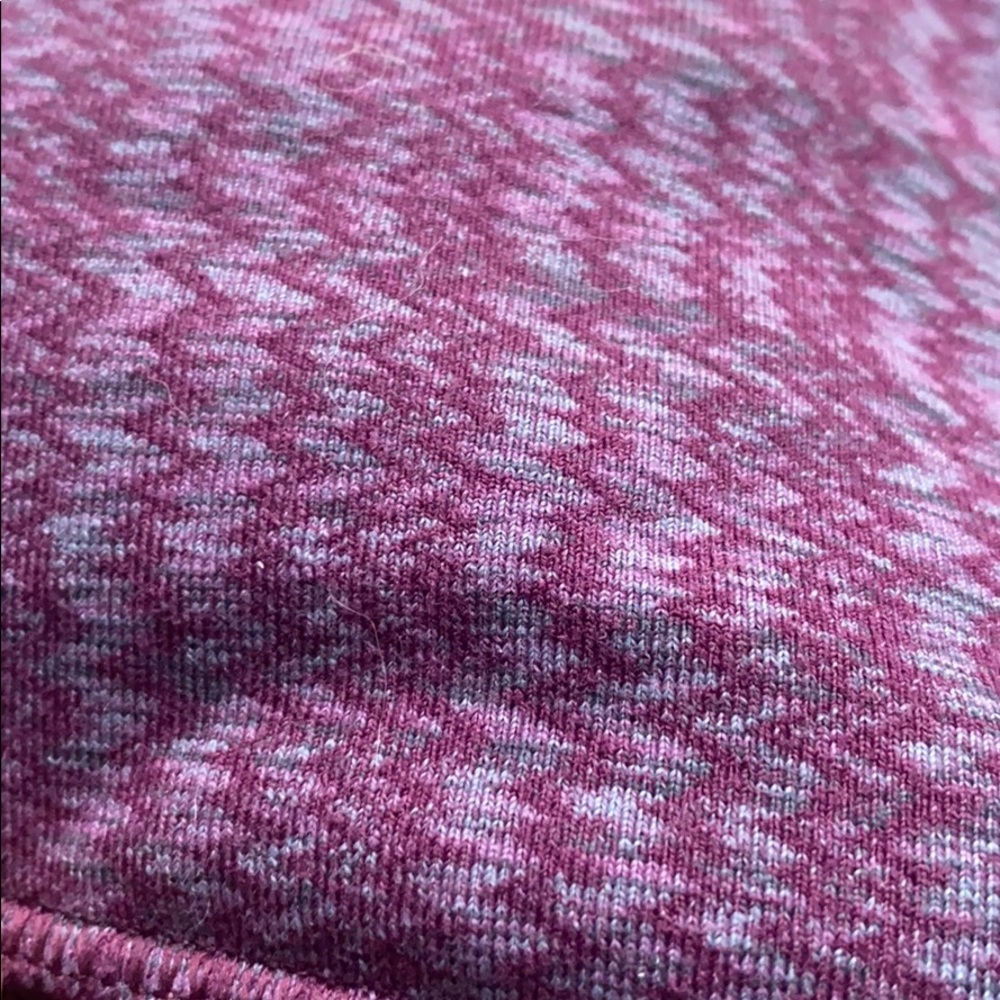 Lulu lemon sports bra - Picture 2 of 3